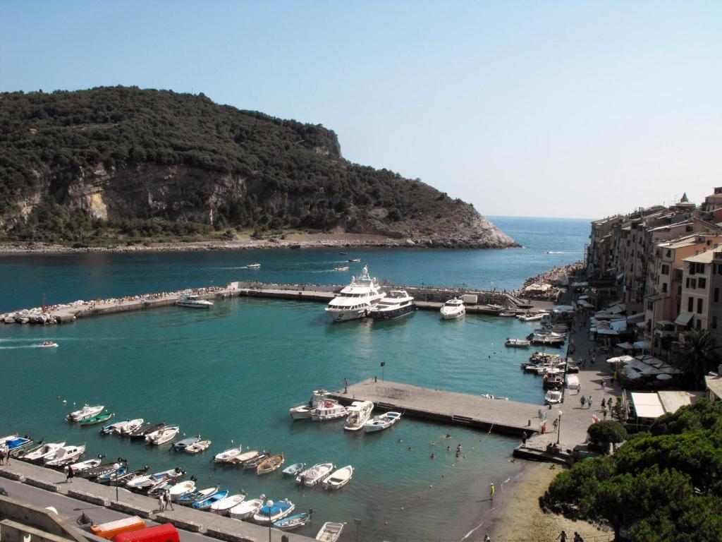 Ostello Porto Venere Exteriör bild